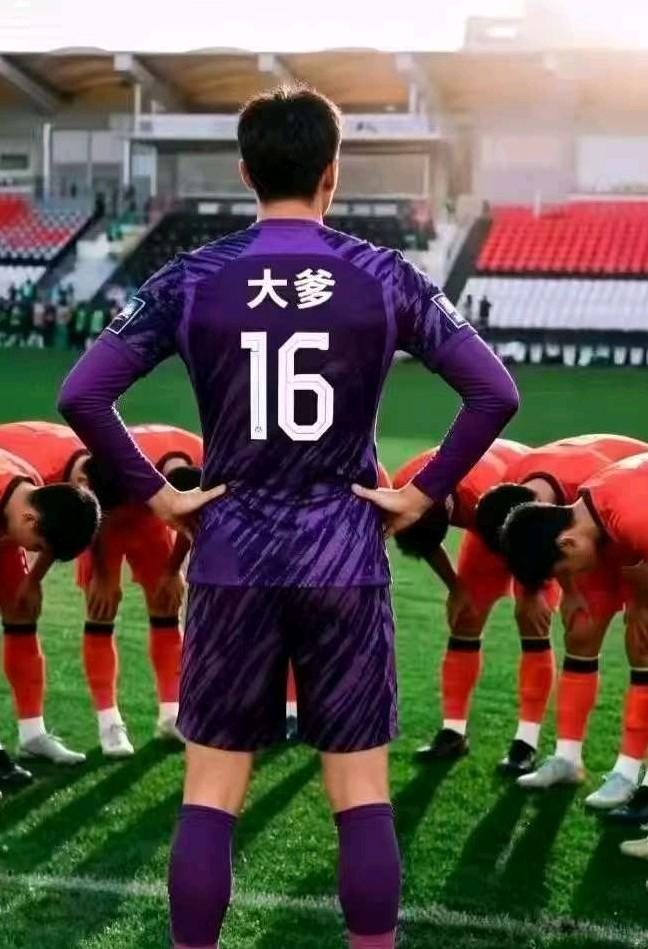 天下足球本周十佳扑救：10.李昊9.圣李昊8.神李昊7.超级李昊6.无