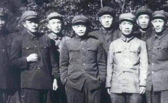 1948年，东野一纵政治部主任非要降职当师长，参谋长刘亚楼气得大骂，10天后黑山
