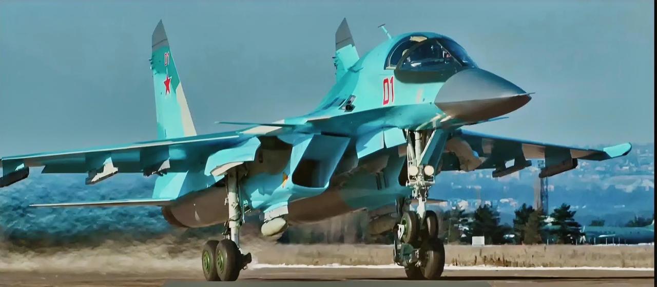 2025年，俄罗斯共向空天军交付了7批苏34