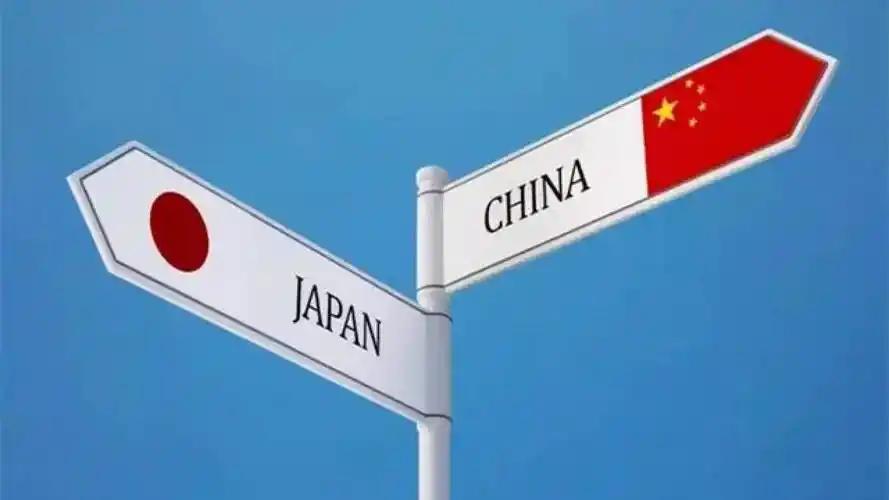 毁一个国家不一定需要战争,东方大国这一次掐住了日本的国运,绝对不会手软。所有人都