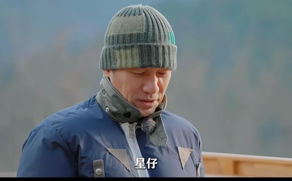 还是梁朝伟了解周星驰，一张口就是星仔啊。周星驰不喜欢别人喊他星爷，但是星仔也不是