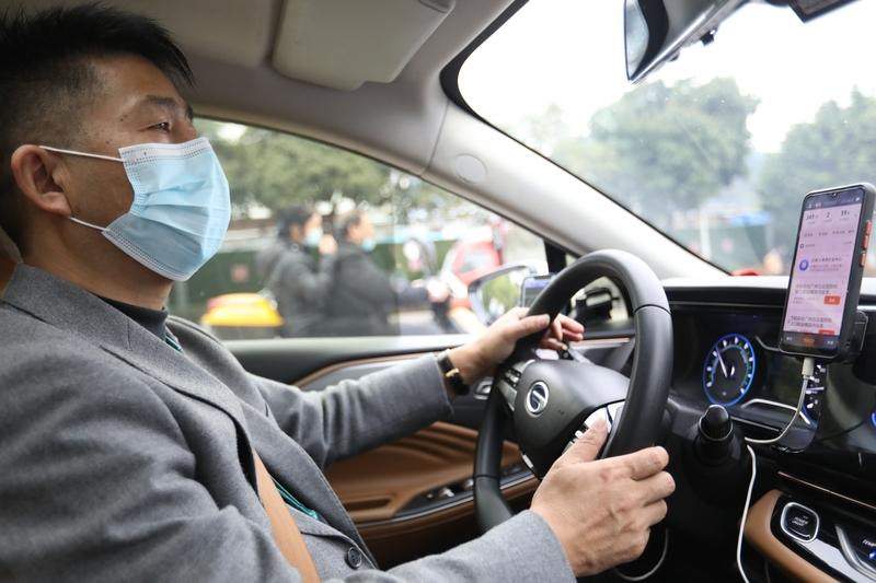 5月1日浙江这起网约车事故太让人无语了。一女乘客搭网约车，中途要改道送朋友，司机