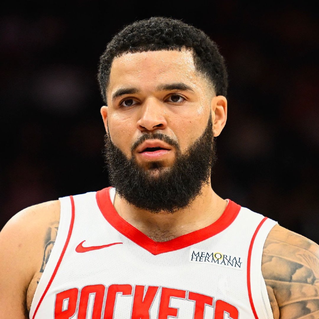 火箭队记VarunShankar：范弗利特下赛季拥有一份2500万美元的球员选