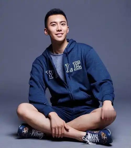 “如果放他回中国，那将是美国巨大的人才损失！”美国专家曾经发出严厉警告。本以为这
