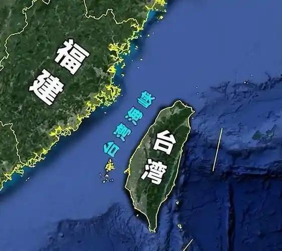 🌛岛内有些蹬鼻子上脸了！岛内表示，既然中国大陆表态，只要岛内愿意谈统一，什