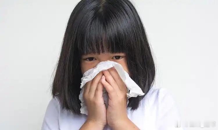 小儿推拿调理肾阳不足型鼻炎：穴位手法详细解析每到秋冬季节，或是气温骤降时，有些