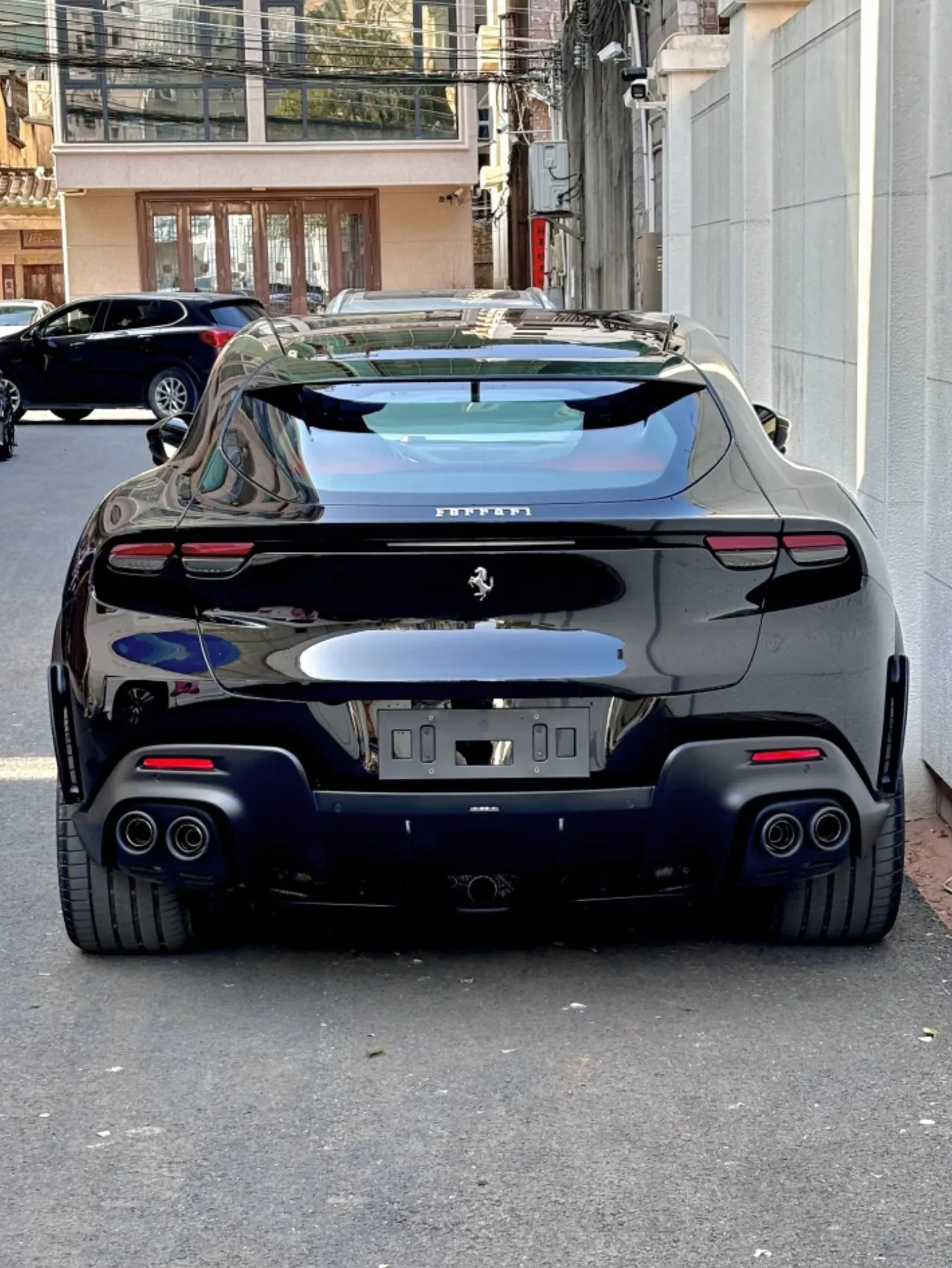 这应该是燃油车中最好看的车屁股了