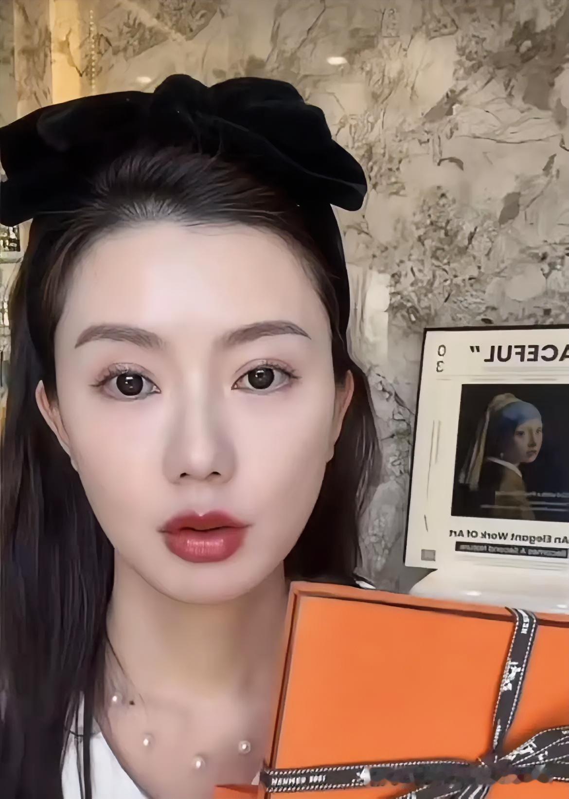 何小姐离婚真相曝光：女人敢及时止损，才是真本事！