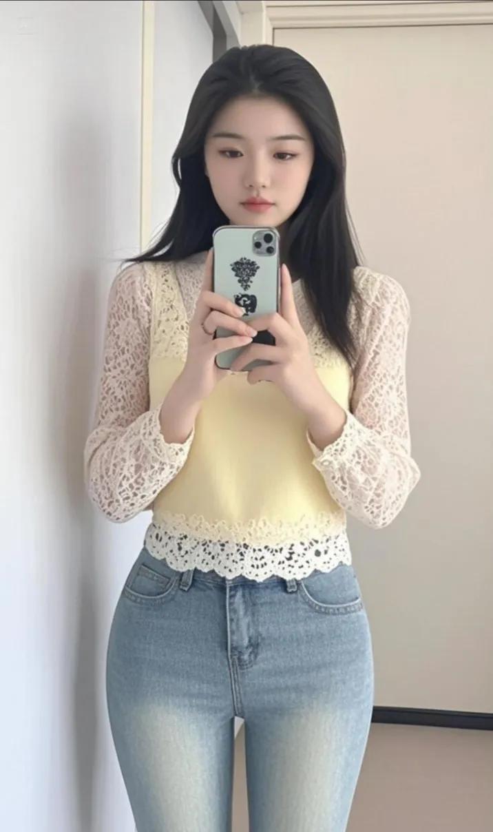 清新甜美穿搭，蕾丝上衣+牛仔裤，元气满满！