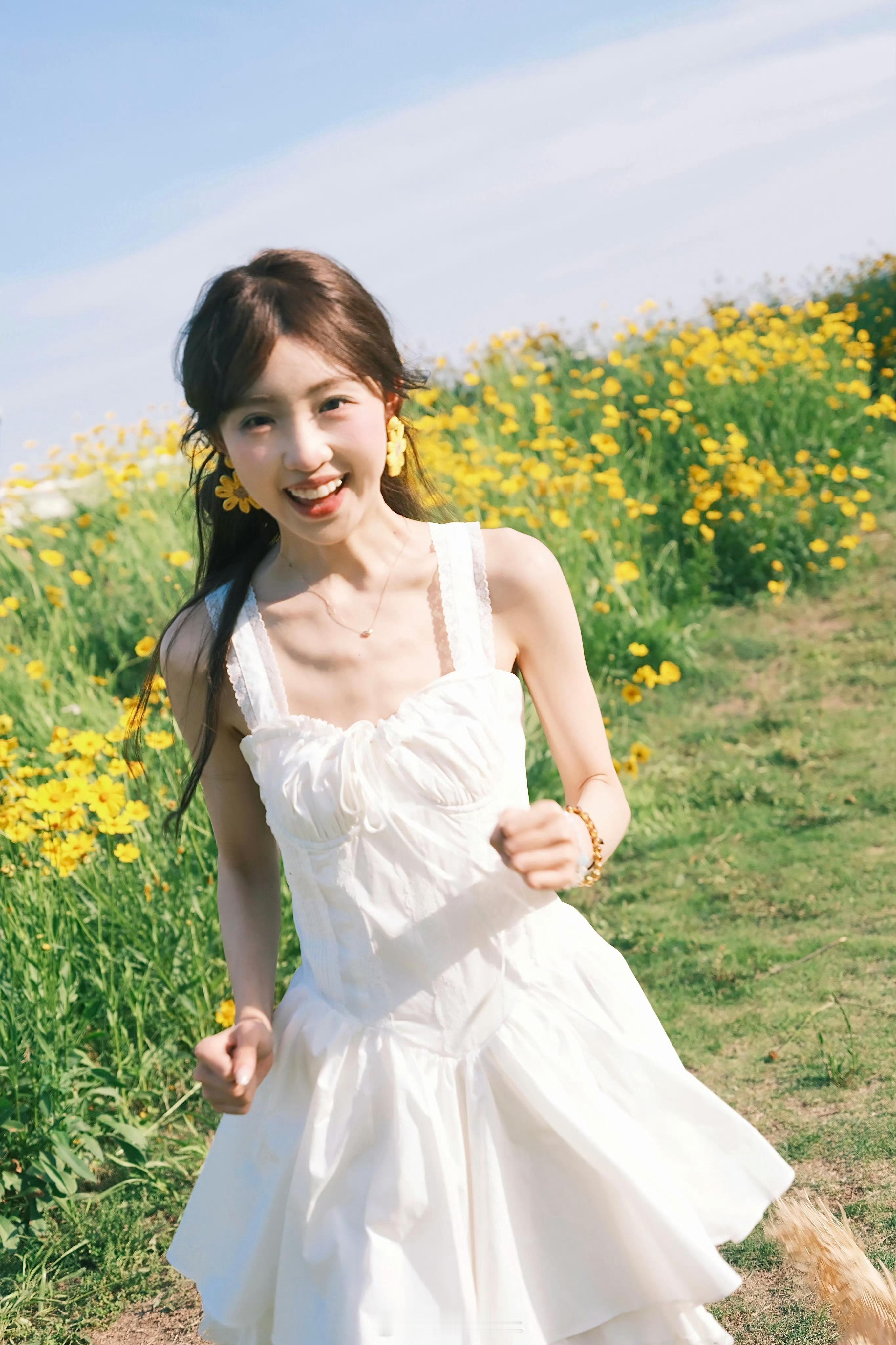 五月的天🌼摄影:​​​