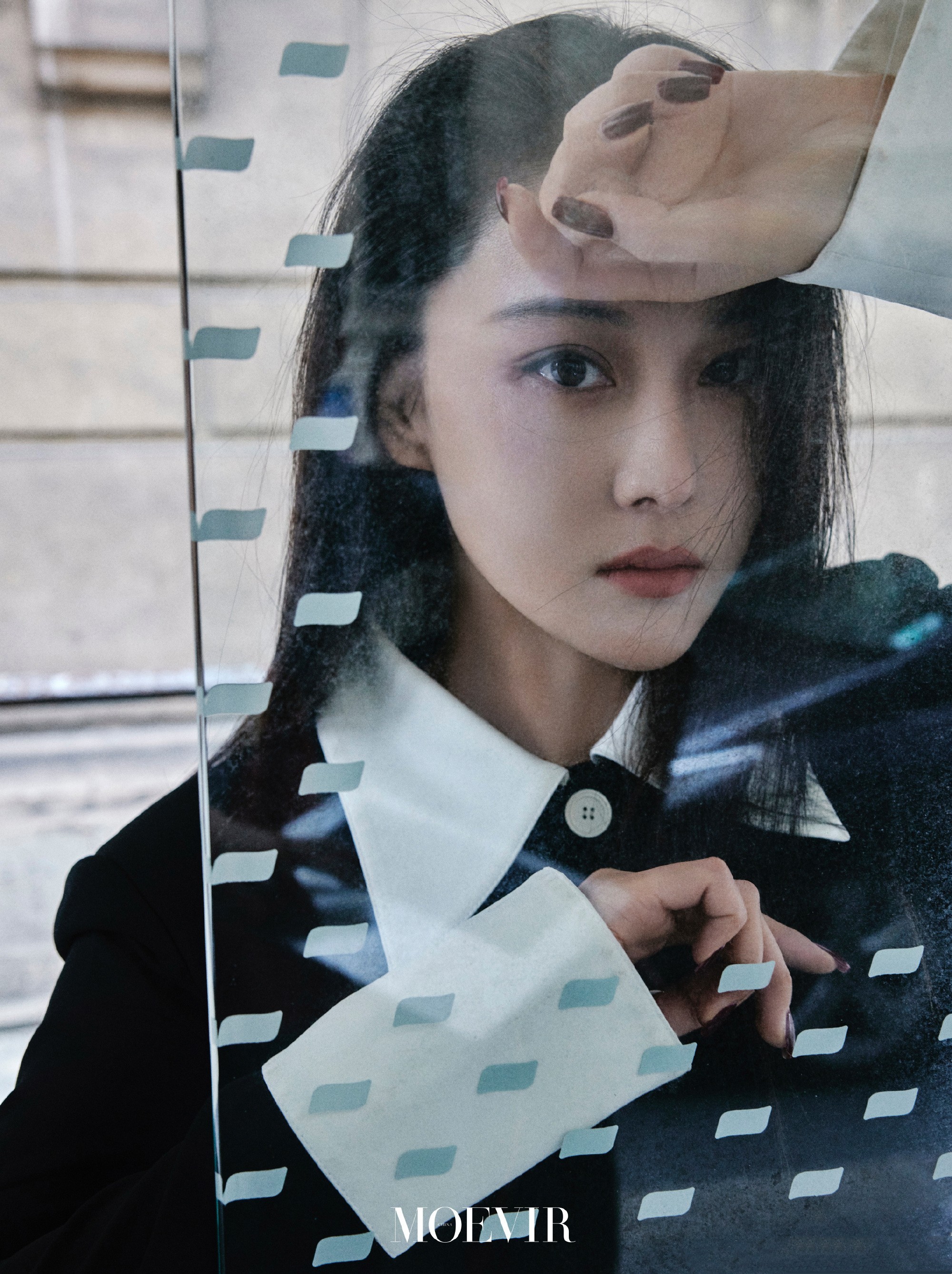 张馨予MOEVIR封面​​​