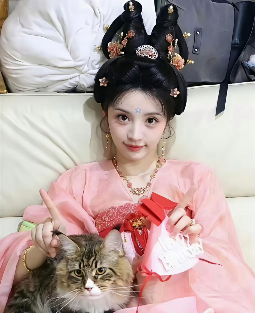 田曦薇不化妆，你根本不知道她就是田曦薇啊！