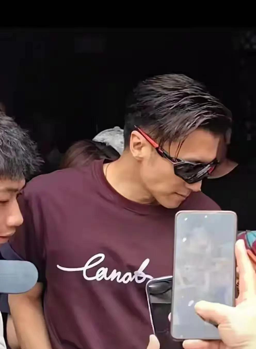 把少年感“焊”死在身上的谢霆锋再一次证明了王菲眼光的“毒辣”也证实了“男人至