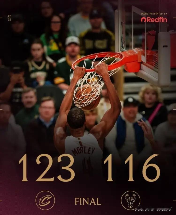 我真为骑士当家控卫哈登感到憋屈！在今天骑士客场以123：116战胜雄鹿的赛后，骑