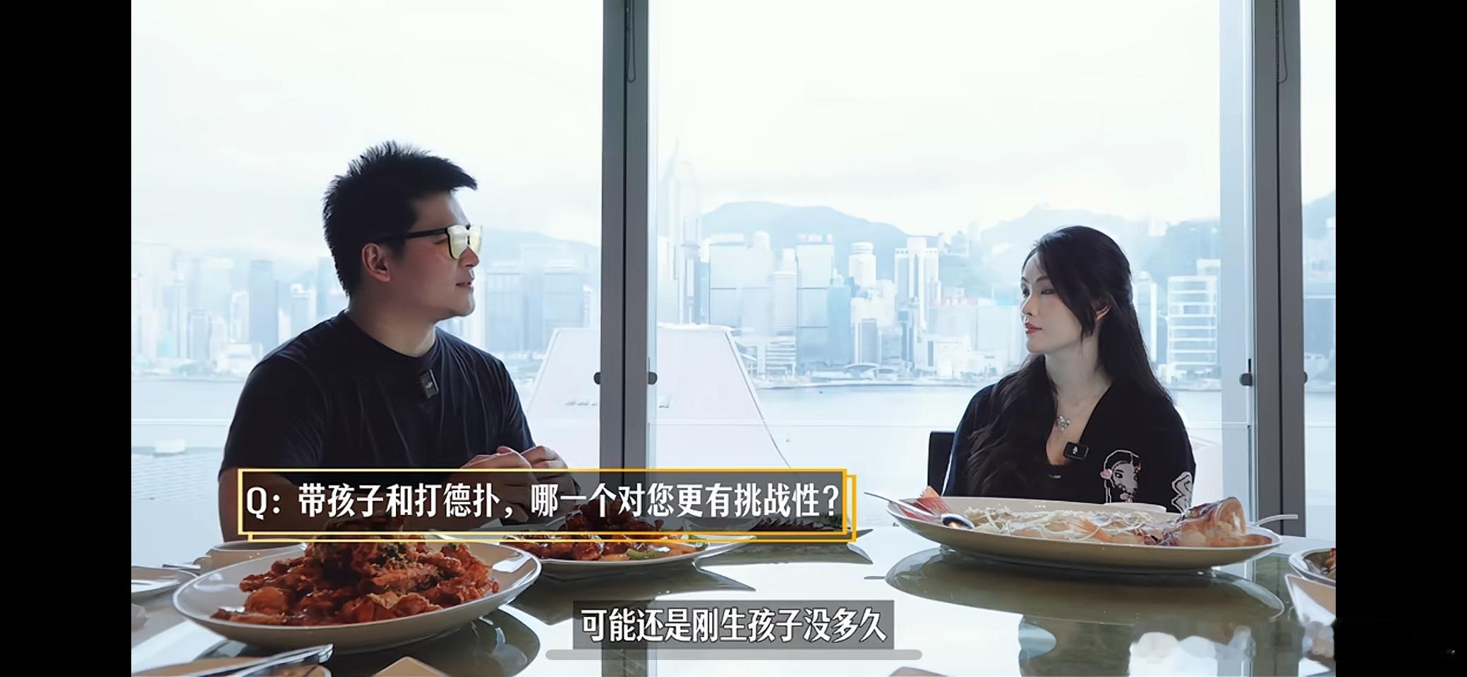 小玉姐太漂亮了，上次我在济州岛打比赛，她就坐我的上家！！但是那会儿我没看过她的视