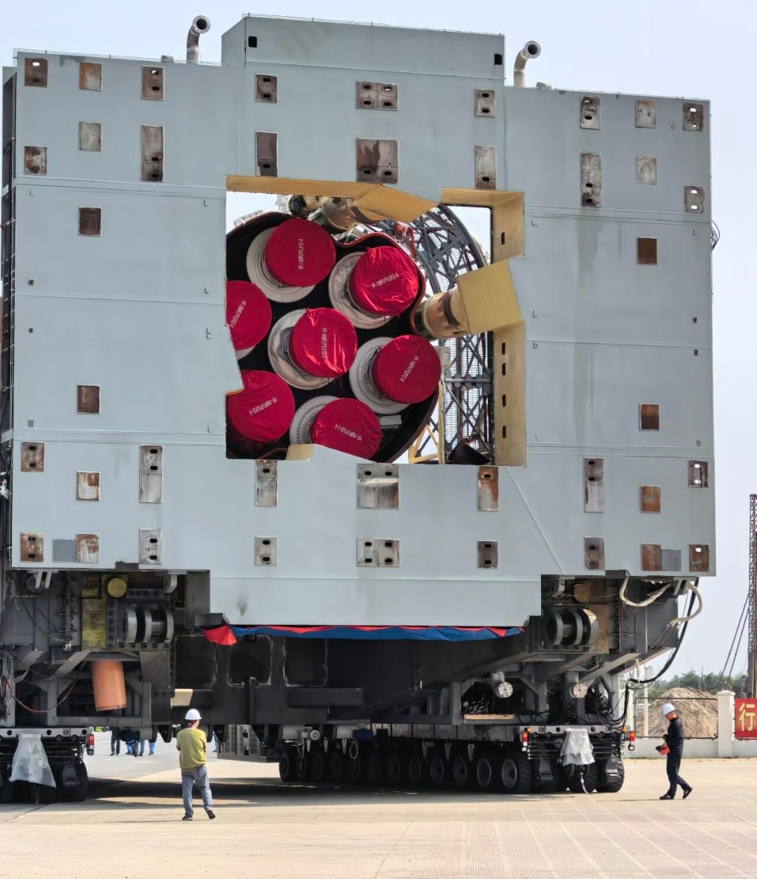 长征十号乙长征十号乙最大直径5米，芯一级并联7台YF-100K/L/N液氧煤油