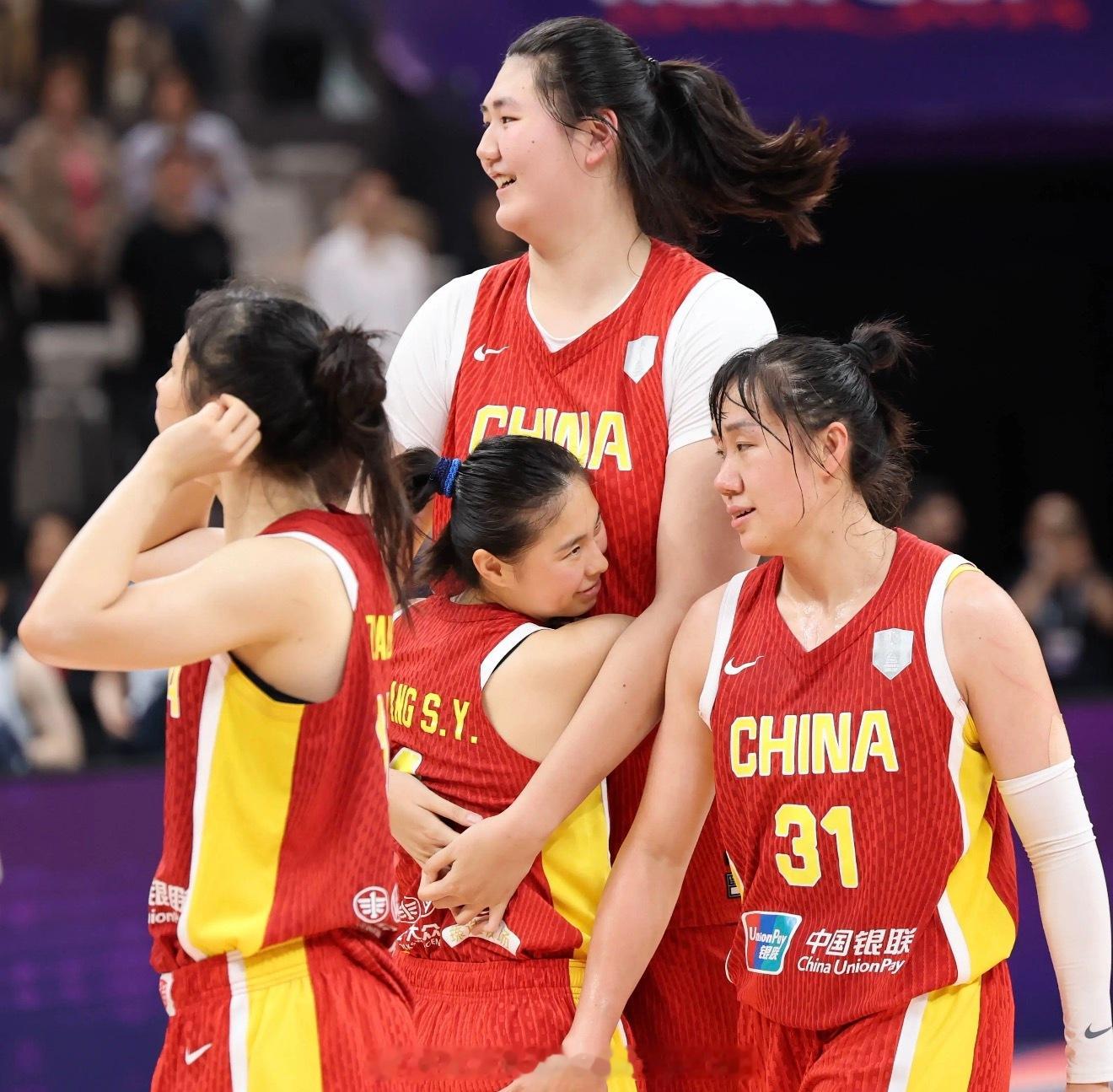 中国篮球在名古屋亚运会上终于斩获一枚宝贵的奖牌，中国女篮战胜中国台北拿到亚运会女