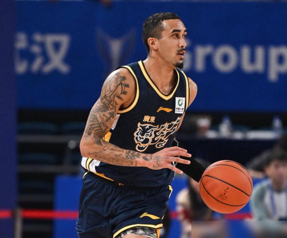 拿70万年薪的打工人干翻了身价数倍的“高管”，这种爽剧居然在吉林队真实上演了