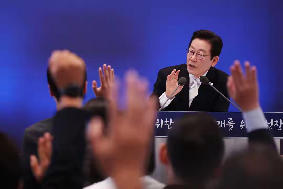 疯了！公然预告“今日必死”，韩国政坛到底有多癫狂？7月6日，韩国全网哗然！