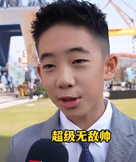 讲真，现在看Jasper的成长，已经不太在意他是不是星二代了。​甚至，他到底有