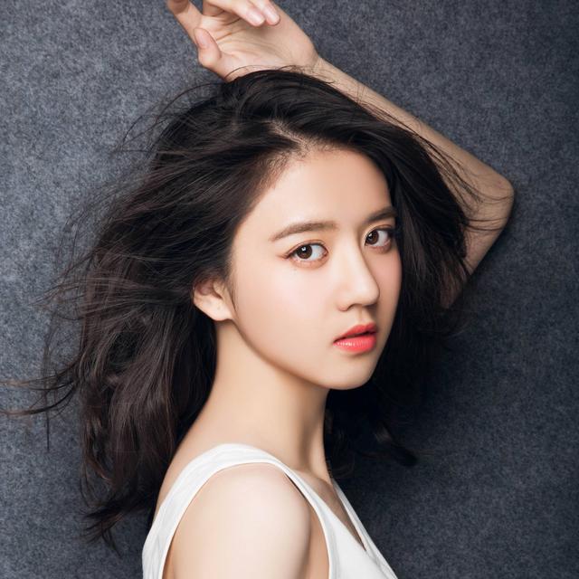 又见双面人!曝著名女星辱华,录音曝光大骂中国人,遭剧方除名