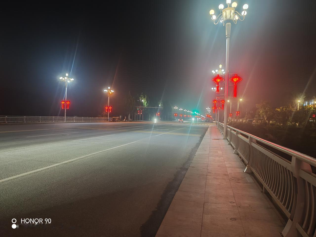 职称能激励教师教学吗?职称对教师教学的激励作用，这是客观存在但并非绝对的。其效果