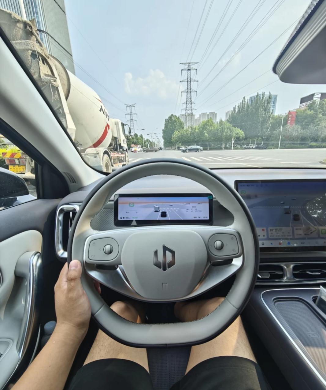 【B01现在只卖9万？值得入手不】【B01现在只卖9万？值得入手不】表弟准备