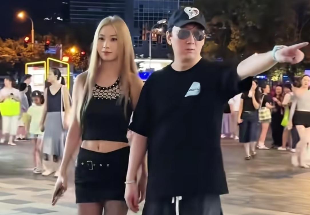 王思聪这次可算给全网老爷们敲了记警钟。谈恋爱归谈恋爱，游戏人间也得有底线。模特能