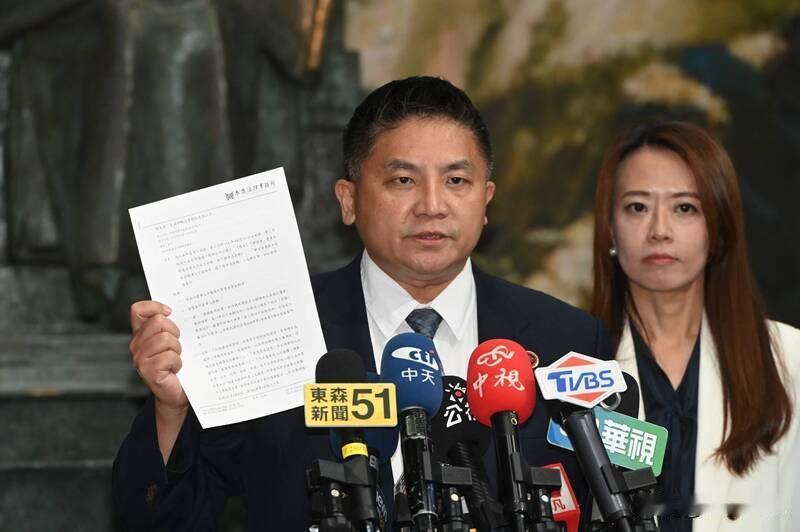 卓荣泰不副署财划法吴宗宪：不排除上街头针对卓荣泰宣布“不副署财划法”，身