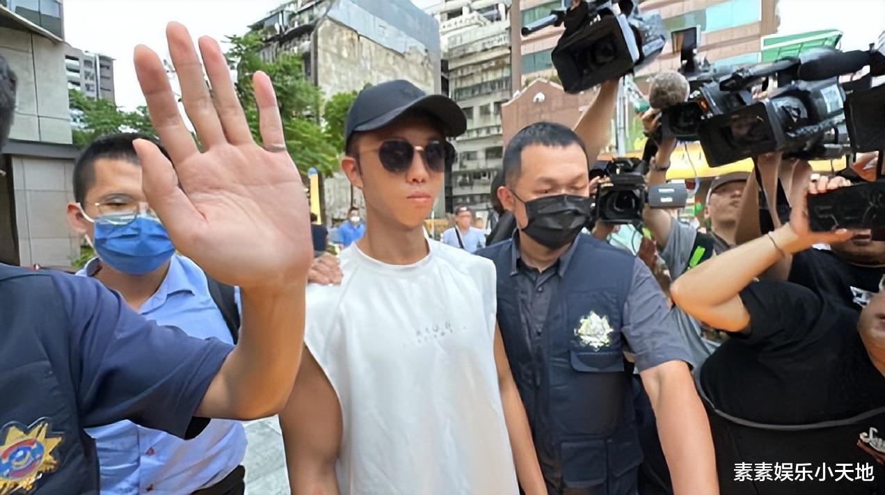 狄莺为<em>孙安佐</em>改名,名字改成孙健豪,希望为保护儿子健康成长