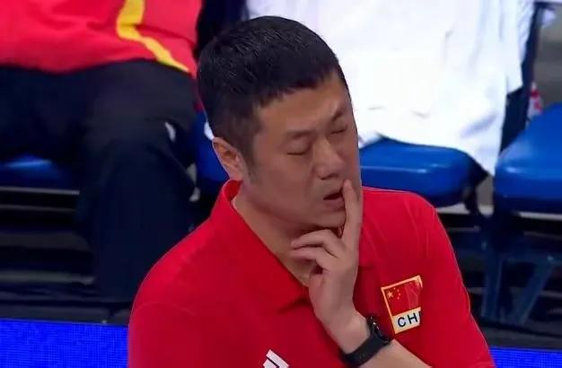 中国女排逆转美国女排，赛后3个好消息2个坏消息，总决赛对阵出炉都说女排副攻王瑗