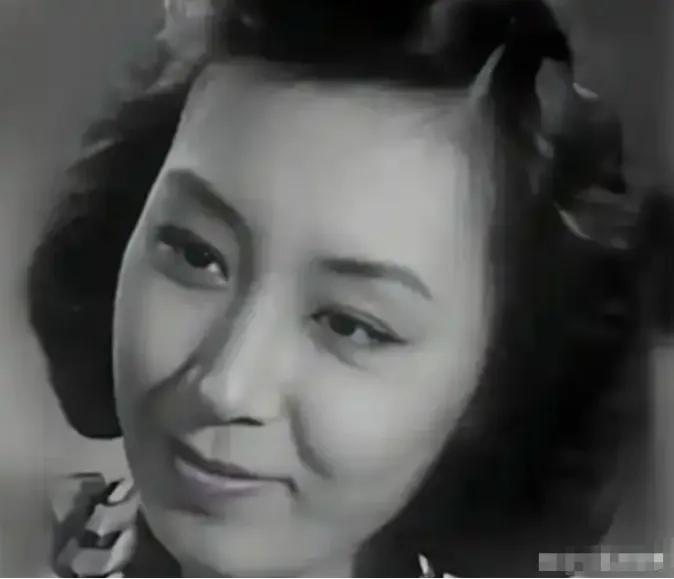 北京电影制片厂的台柱子女演员，78岁被亲儿子打死，儿子转头就自尽了。当年火遍全国