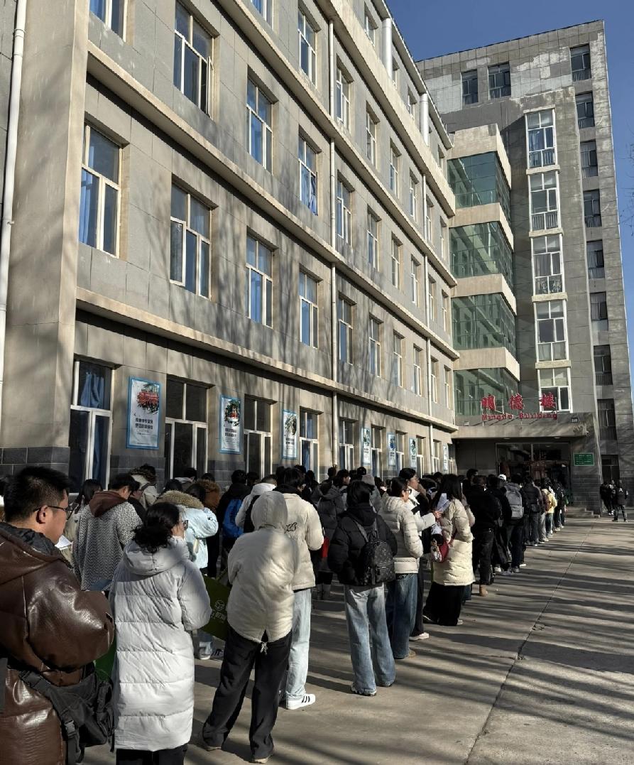 失业后的人都去干了什么？外卖，销售，自媒体，自己再创业，还是再找一份相关的工作。