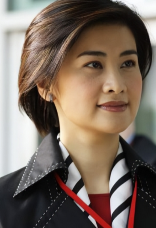 2000年，知名主持人吴小莉来到浙江，见到了自己同父异母的哥哥，她见哥哥家徒四壁