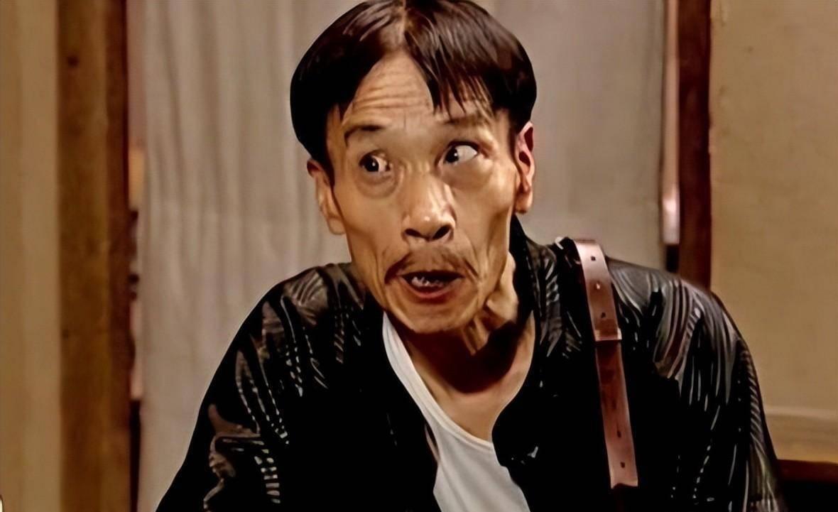 精日为何特别多？ 复旦有好几个著名精日教授，特别是历史教授冯某、中文教授严某