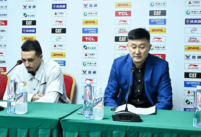 奎因: 教练在强调不管是否投进先从退守做起, 把作风打出来