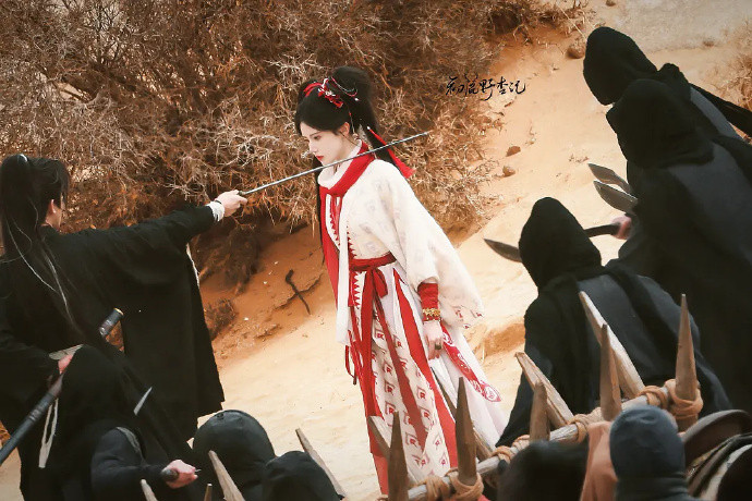 孙珍妮《凤舞九天》路透