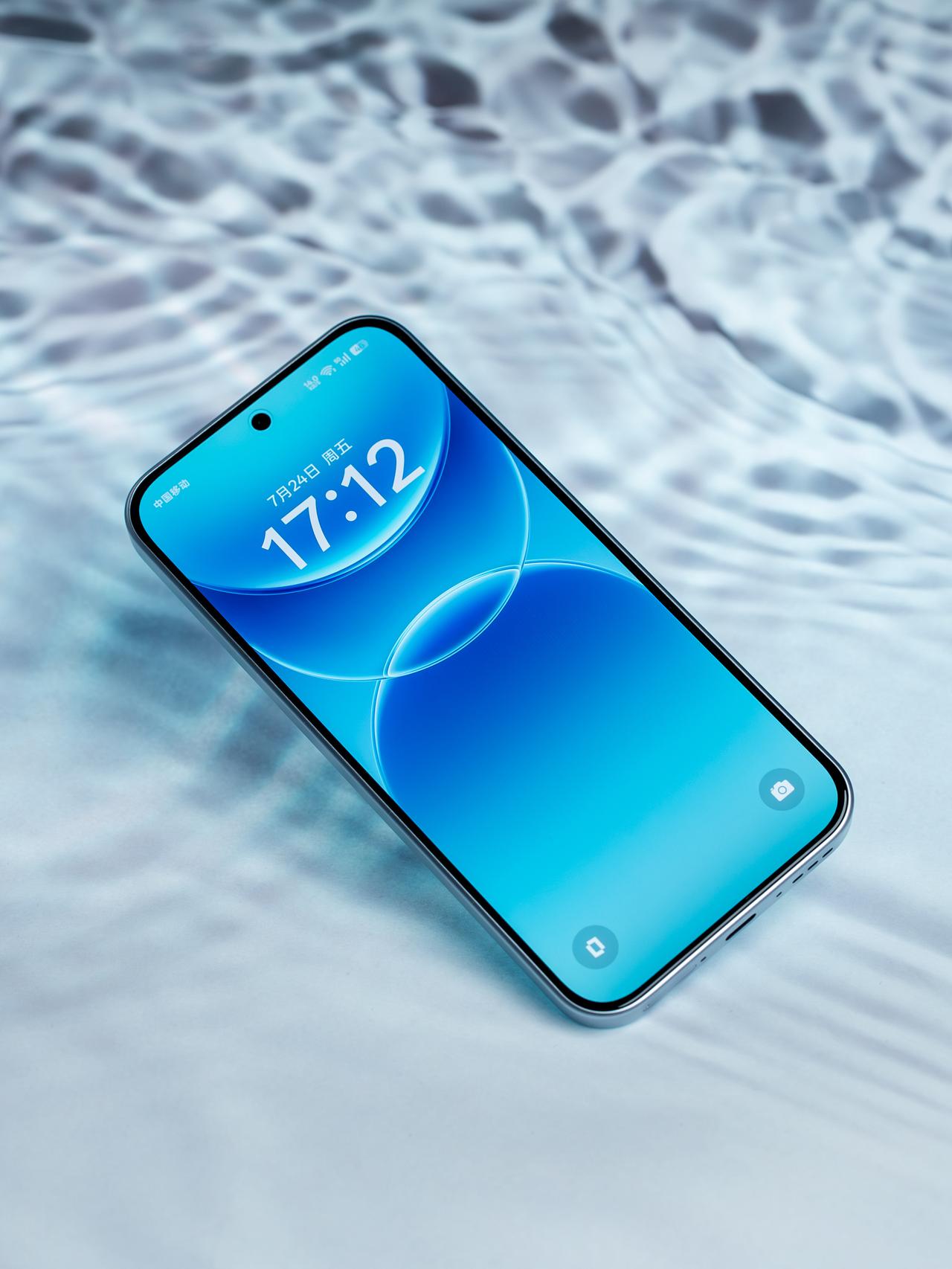 给OPPOA7ProMax拍了组图，A系列也ProMax了，金属横排镜组