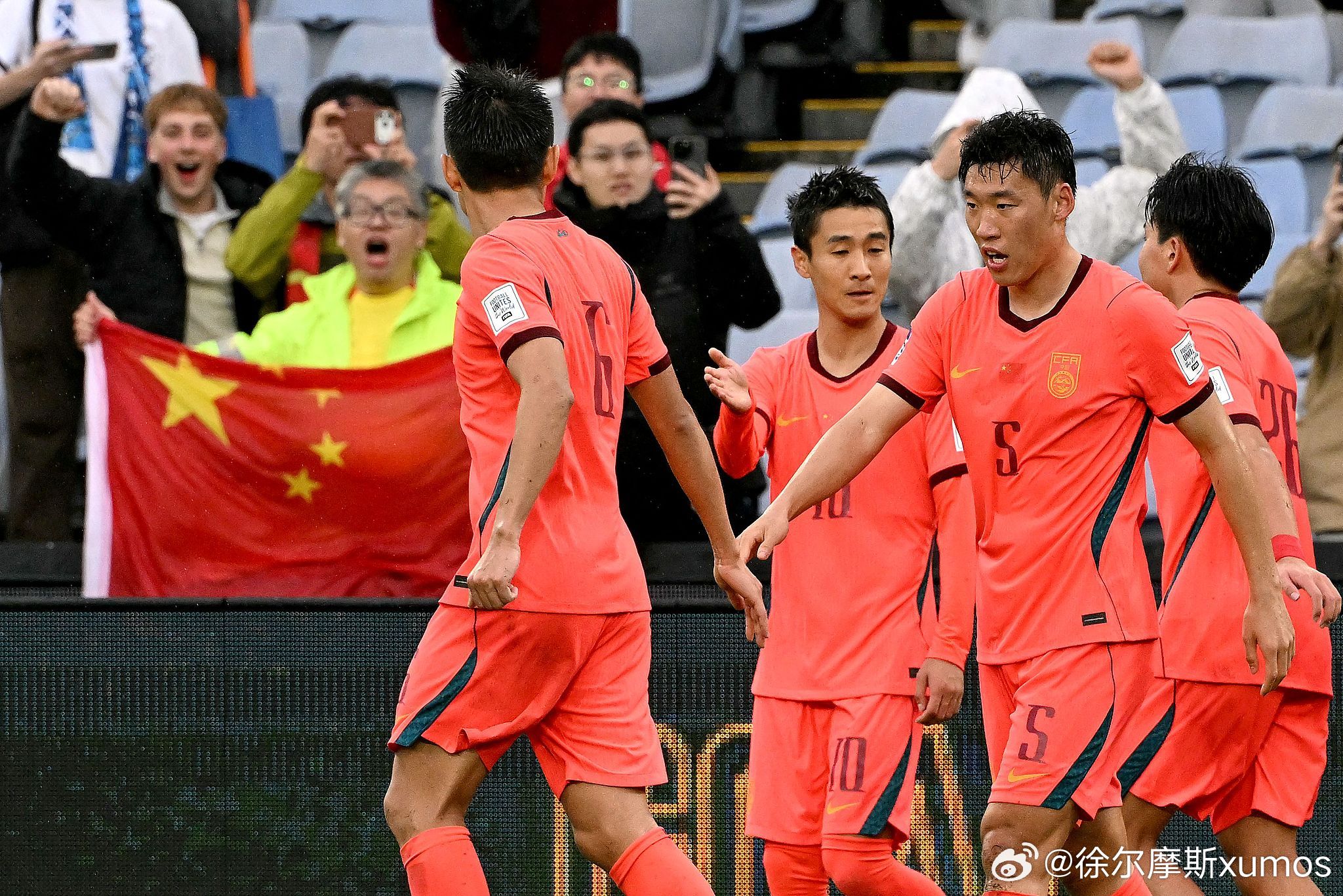 【国足实时FIFA排名上升至第92位】由于这场比赛是在国际比赛日期间进行的A级赛