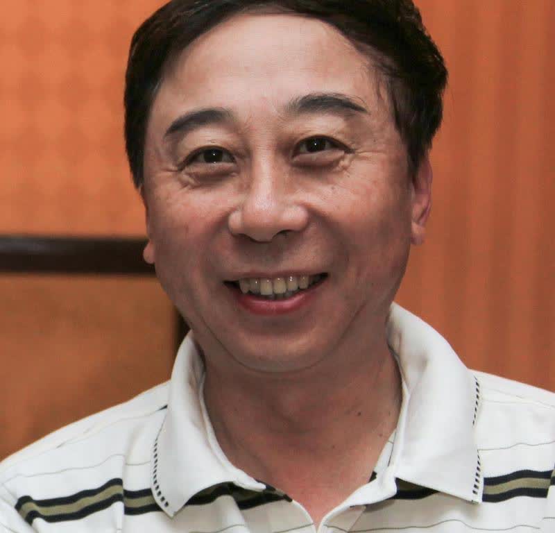 冯巩没去送杨少华最后一程，这事真耐人寻味。3个原因流传最广，但哪一个才是真正的“
