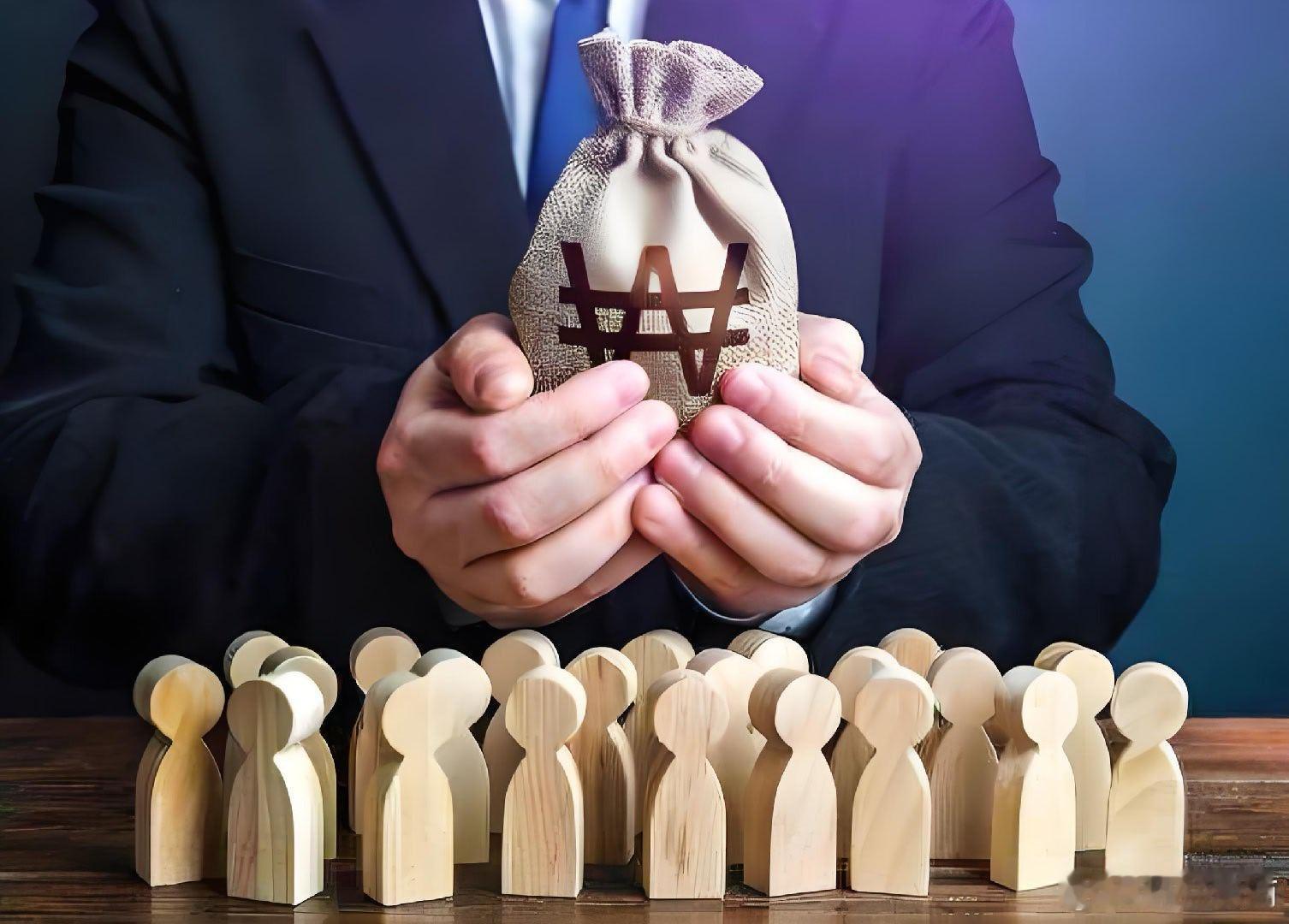 你支持每个人获得全民基本收入吗？说实话我不支持，其实现在在巴西是这样子的，大概情