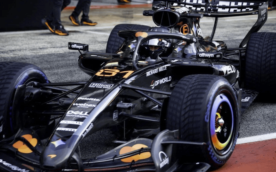 F1巴塞罗那测试第四日: 梅奔继续霸榜, 马丁终于亮相