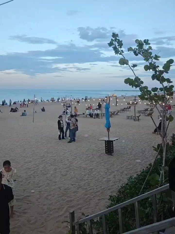 27岁江西小伙远赴越南见女友父母，本该是圆满喜事，却因一秒疏忽葬身大海202