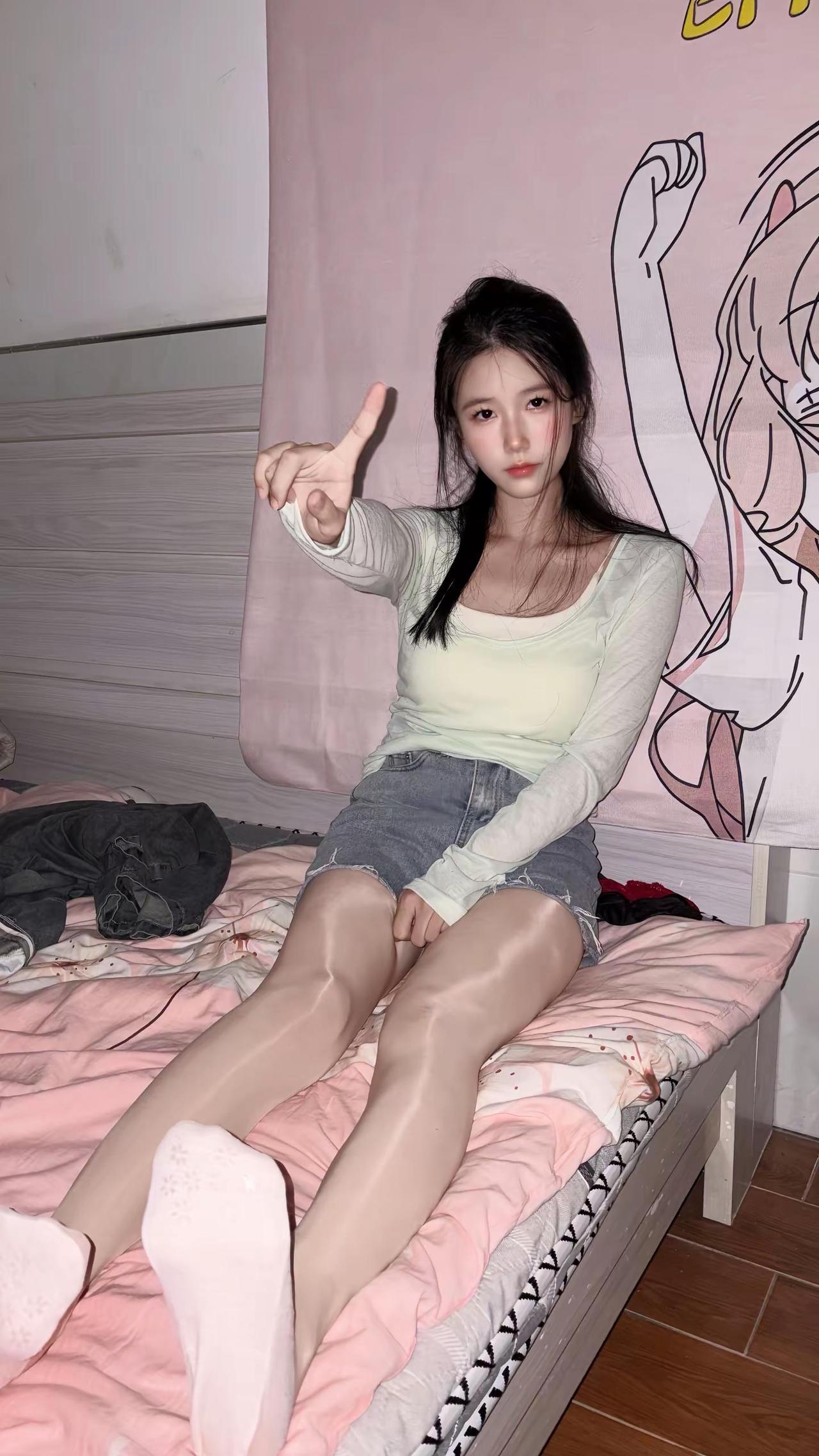 白丝yyds今日份软妹风ootd软妹穿搭