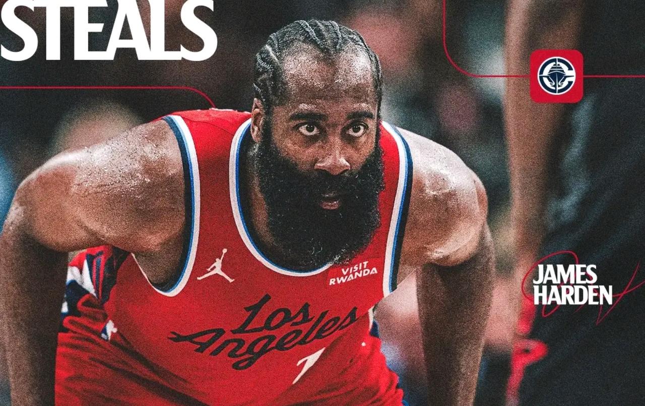 怎么没人夸我登哥。自己去看看登哥那场比赛。一场球48分钟。上了51分钟的当牛做马