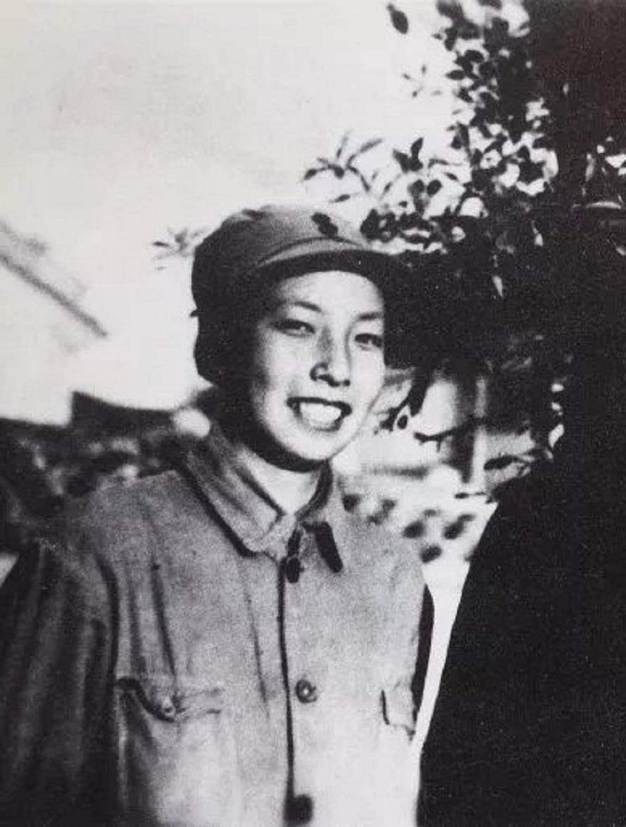 1974年，彭德怀临终前，提出想见见浦安修。然而，浦安修却说：“不见了，没必要！