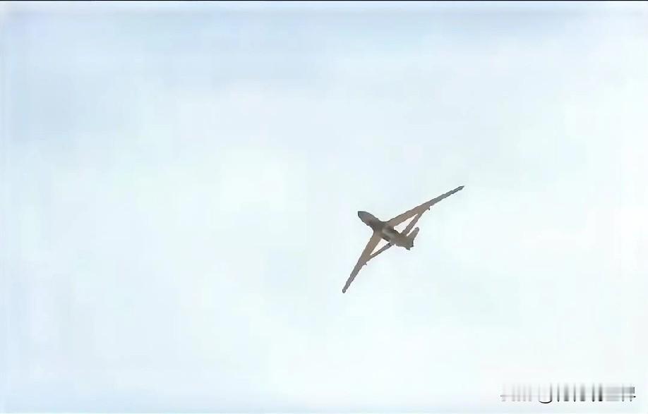 12月19日凌晨的最新消息速报，全都不容错过，第六条：乌无人机夜袭克里米亚，俄军