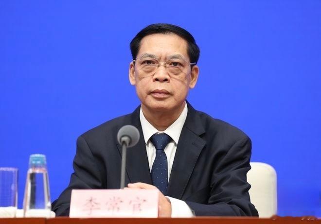 广西是个好地方呀。7月1日，根据民政部官网发布的消息，李常官接替陆治原出任民政部