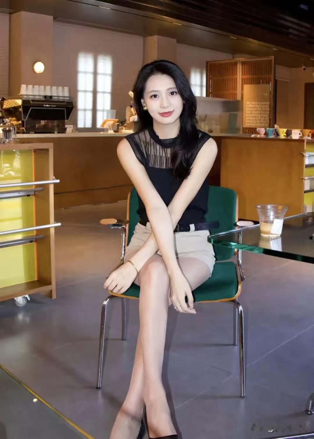 每个人都有不完美，能力有边界，过往有遗憾，与其盯着这些“缺口”焦虑，不如试着接纳