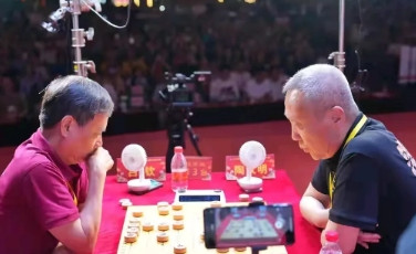 第31届五羊杯大师组复赛最后一轮的争夺全部结束！恭喜A组中的顾博文和曹岩磊携手闯